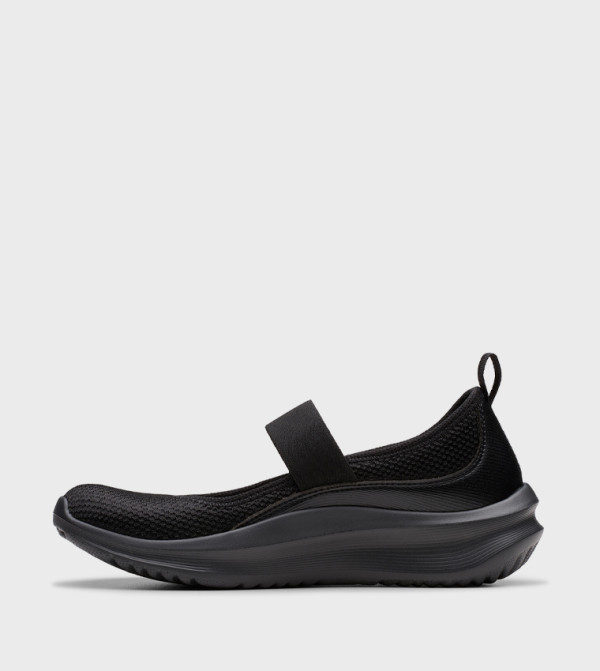 Clarks  Casual Slip-ons - Black Casual Slip-ons