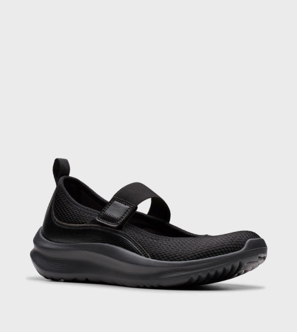 Clarks  Casual Slip-ons - Black Casual Slip-ons