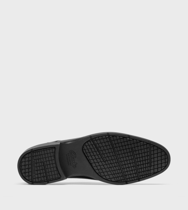 Clarks Clarks - Black Formal Lace-Up Shoes