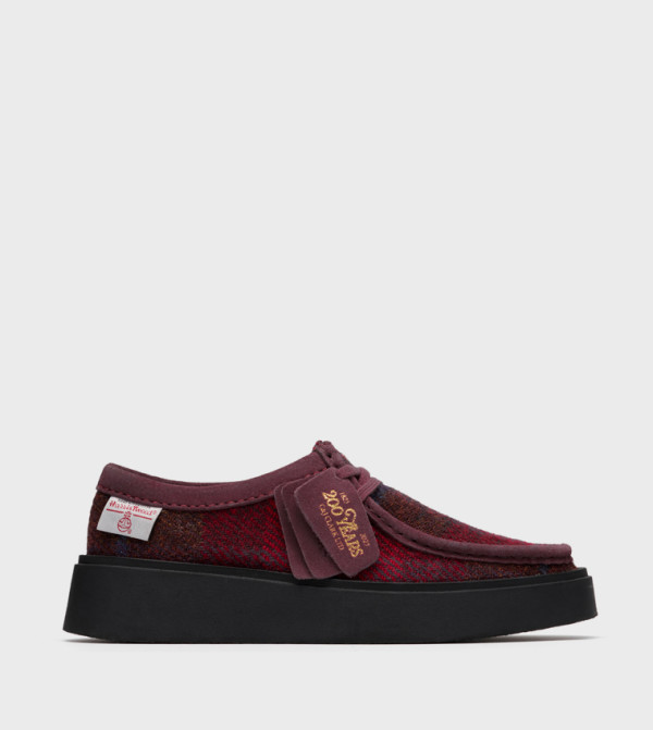 Clarks  Casual Slip-ons - Red Casual Slip-ons