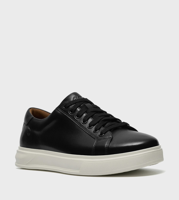 Clarks  Sneakers - Black Low Top