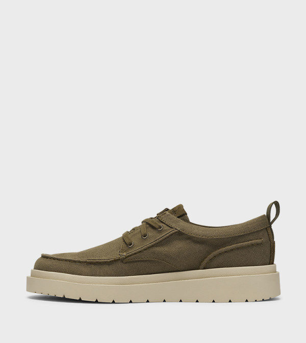 Clarks Sneakers - Olive Low Top