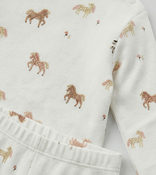 BABIES & MORE  Clothing - Cream Pyjama Set