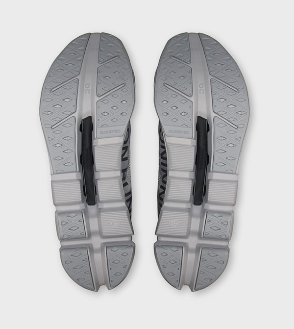 ON On - Beige Running Shoes