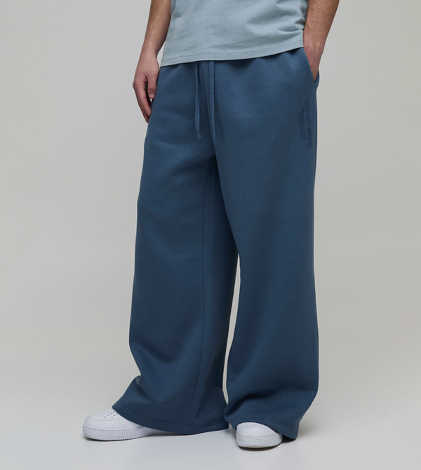 boohooMAN  Pants & Chinos - Blue Joggers