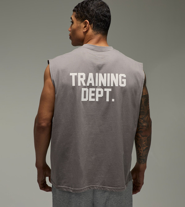 تريننج ديبت.  تيشيرتات وفانيلات  - رمادي T-Shirts & Vests