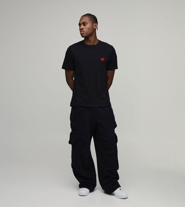 بوهو مان بوهو مان - أسود Round Neck T-Shirts