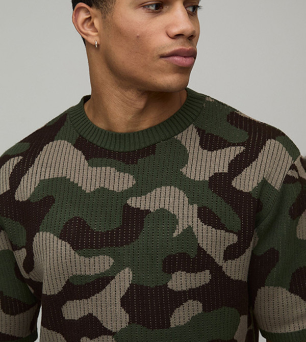 بوهو مان بوهو مان - أخضر Round Neck T-Shirts