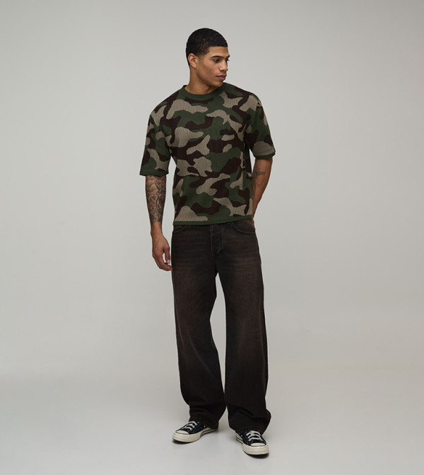 بوهو مان بوهو مان - أخضر Round Neck T-Shirts