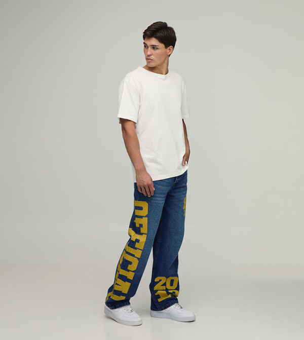 boohooMAN  Relaxed Jeans - Blue Relaxed Jeans
