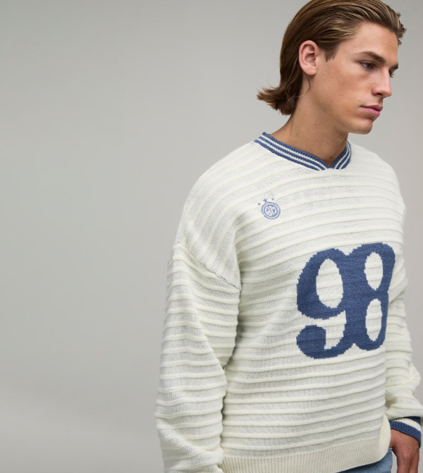 بوهو مان  سترات بياقة V  - بيج V-neck Sweaters