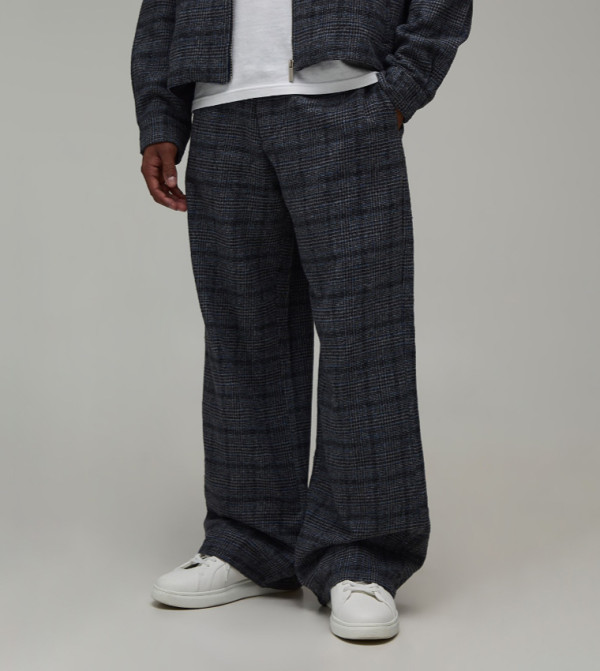 boohooMAN Casual Pants - Grey Casual Pants