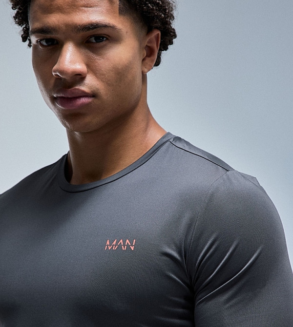 بوهو مان  تيشيرتات وفانيلات  - رمادي T-Shirts & Vests