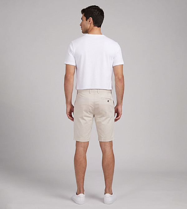 CAMICISSIMA Chino Shorts - Beige Chino Shorts