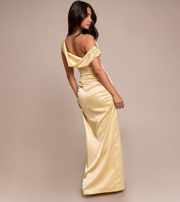 بريتي ليتل ثينغ بريتي ليتل ثينغ - أصفر Maxi Dresses