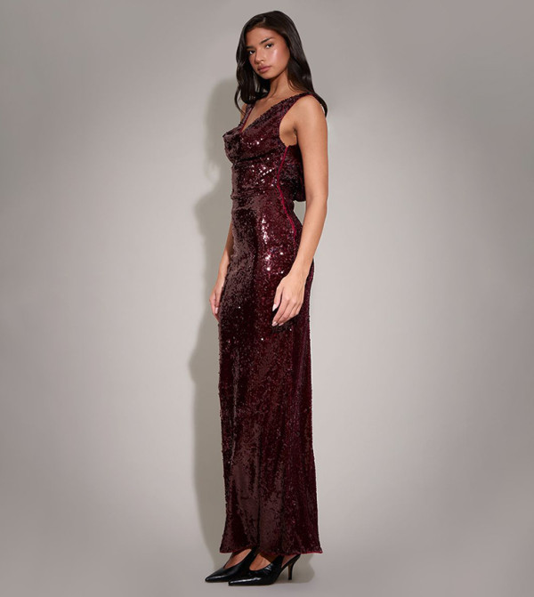 بريتي ليتل ثينغ بريتي ليتل ثينغ - خمري  Maxi Dresses
