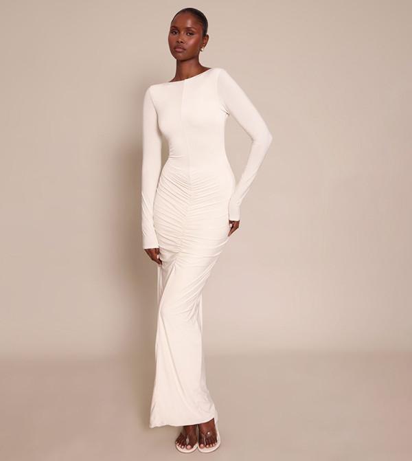 PrettyLittleThing  modest-dressing - Cream Maxi Dresses