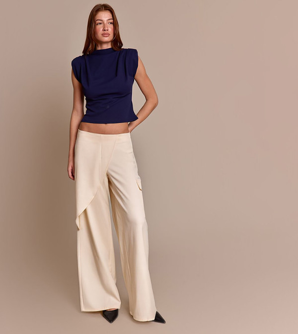 PrettyLittleThing  Cargos - Cream Cargos