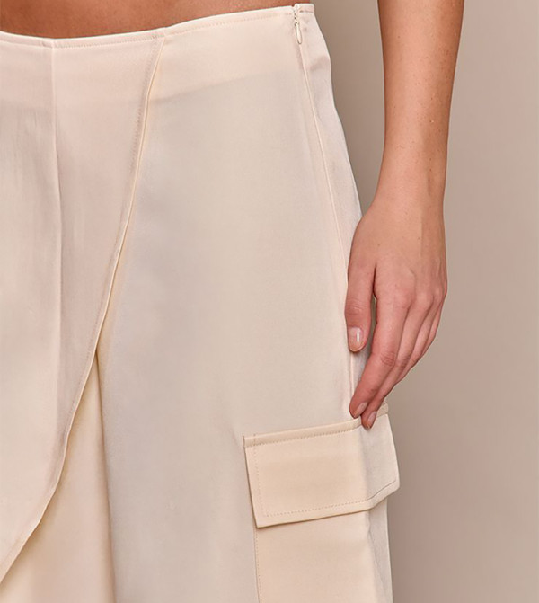 PrettyLittleThing  Cargos - Cream Cargos