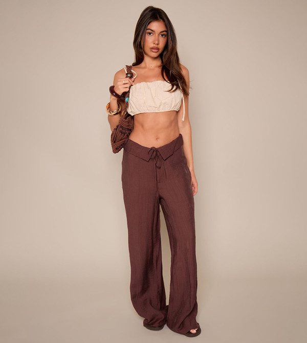 PrettyLittleThing PrettyLittleThing - Brown Casual Pants