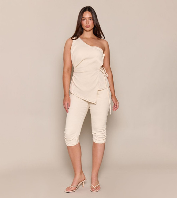 PrettyLittleThing  Slim Fit Jeans - Ecru Slim Fit Jeans
