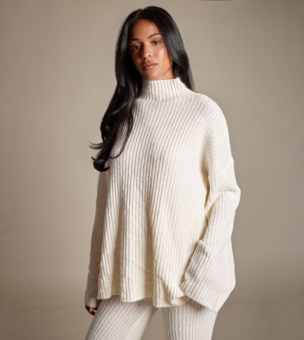 بريتي ليتل ثينغ  سترات و كارديغانات - كريمي  Turtle neck Sweaters