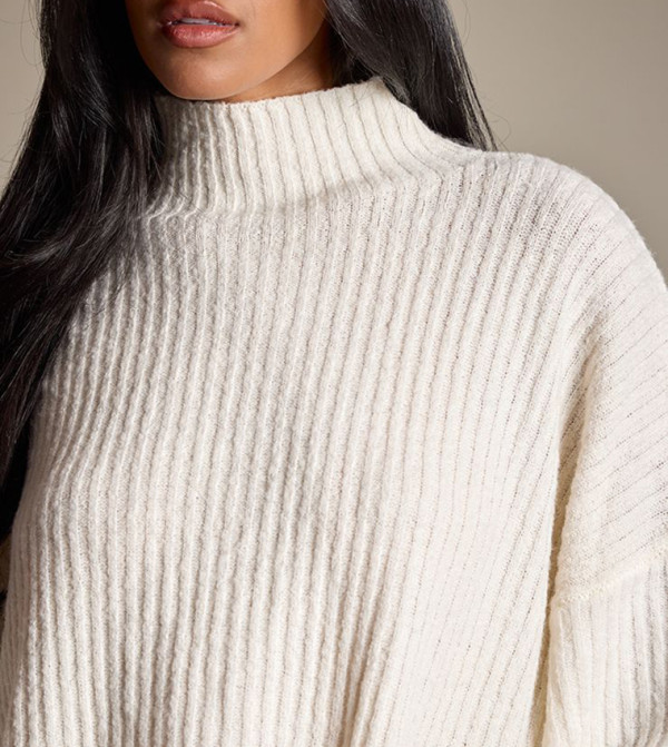 بريتي ليتل ثينغ  سترات و كارديغانات - كريمي  Turtle neck Sweaters