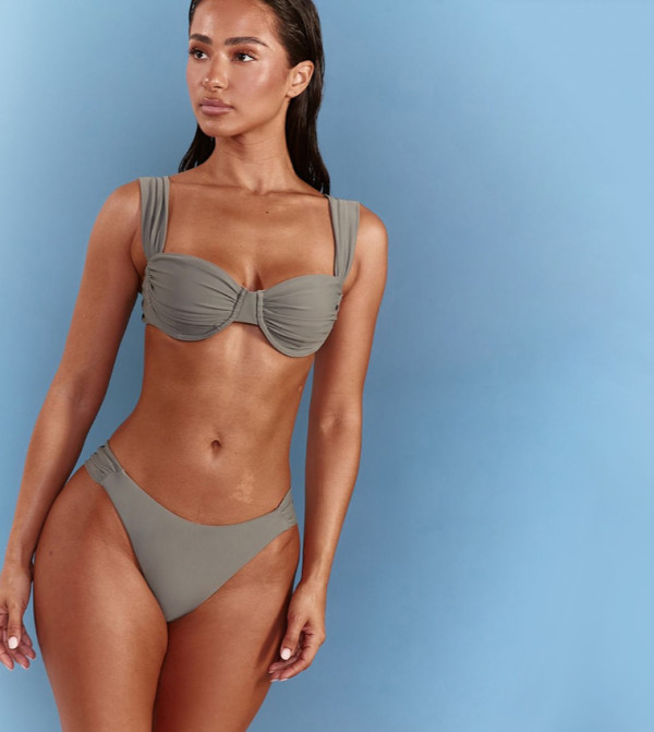PrettyLittleThing  Swimwear - Grey Bikini Tops