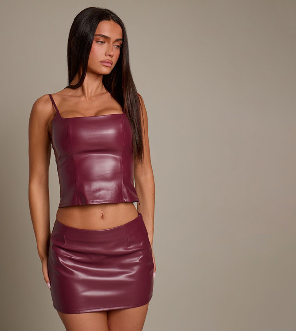بريتي ليتل ثينغ  تنانير قصيرة - بنفسجي  Mini Skirts