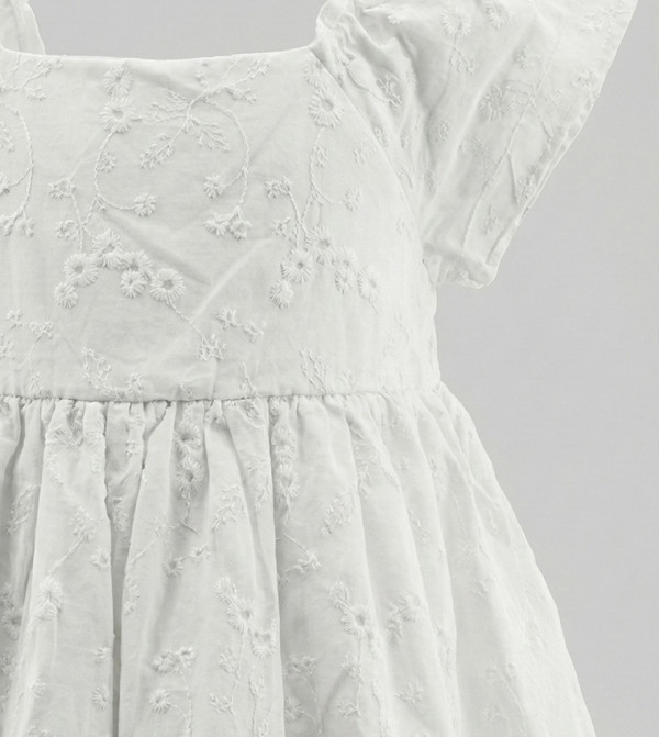 BABIES & MORE BABIES & MORE - White Casual Dress