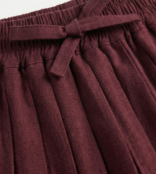 BABIES & MORE BABIES & MORE - Red Skirts & Dividers
