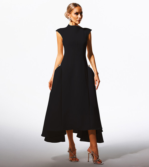 Bella Barnett  Casual Dresses - Black Midi Dresses