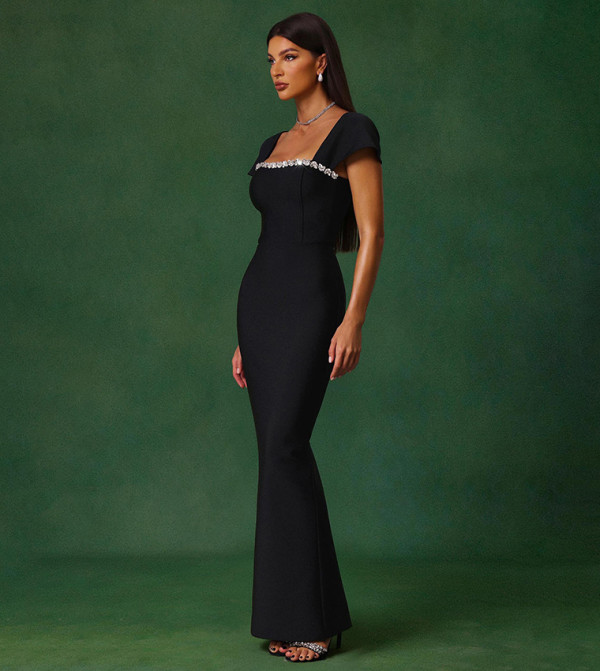 Bella Barnett  - Black Maxi Dresses