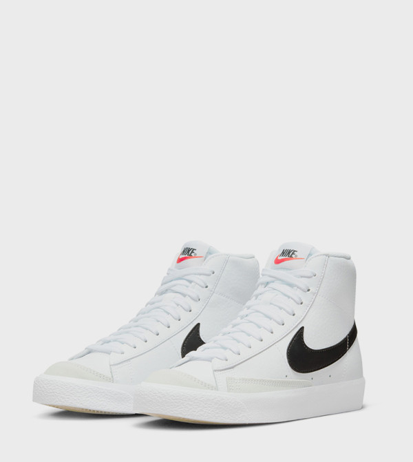Nike  - White High Top