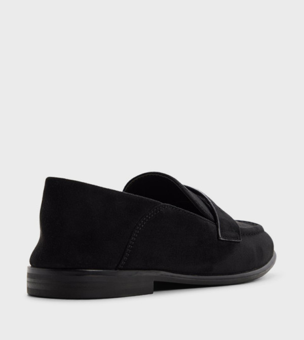 Call it Spring  Loafers & Mocassins - BLACK undefined