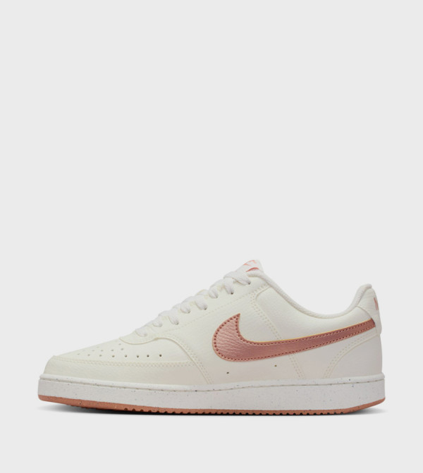 Nike Nike - Beige Low Top