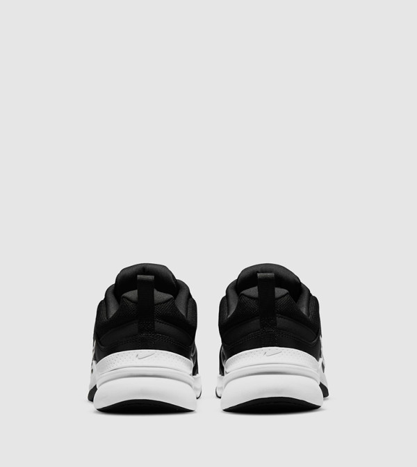 Nike  Sneakers - BLACK Training Shoes