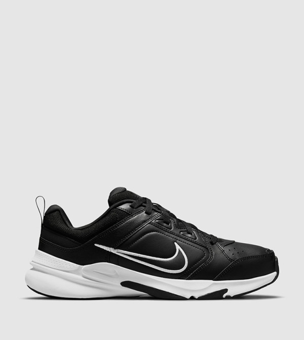 Nike  Sneakers - BLACK Training Shoes