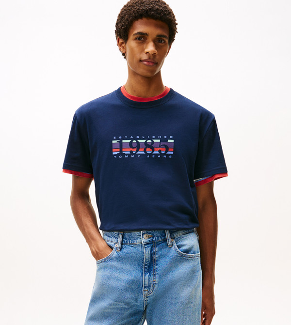 تومي جينز  ملابس - كحلي Round Neck T-Shirts