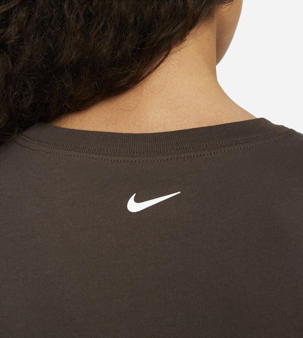 Nike Clothing - Brown T-shirts