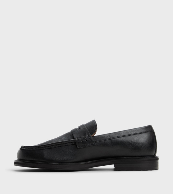 Call it Spring  Loafers & Moccasins - Black undefined