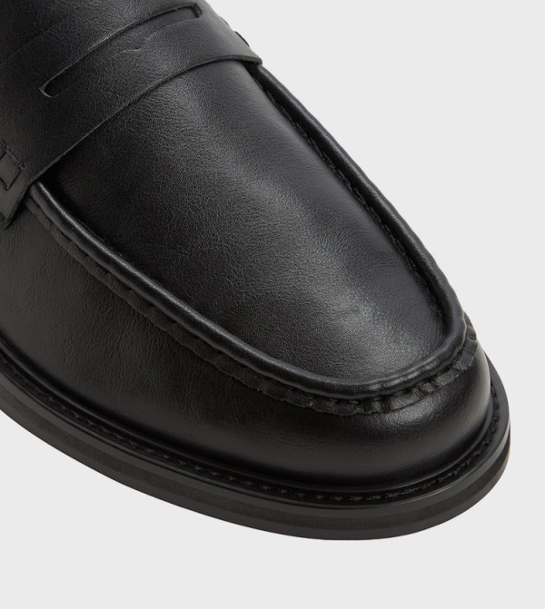 Call it Spring  Loafers & Moccasins - Black undefined