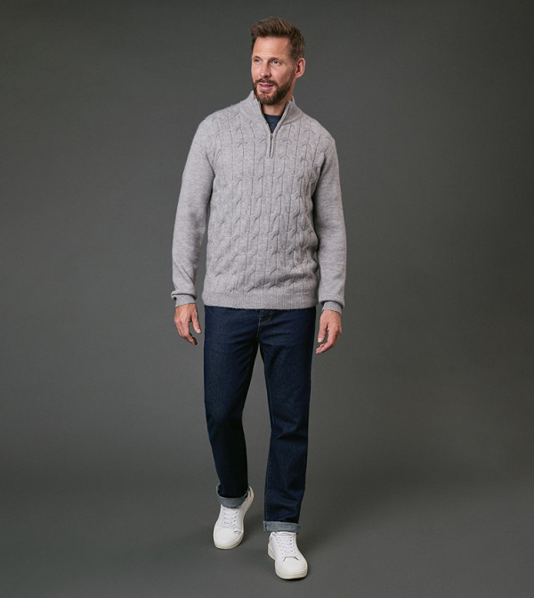 ماين  سترات بياقة V  - رمادي V-neck Sweaters