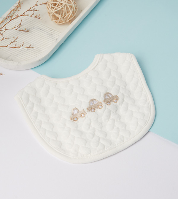 BABIES & MORE  Bibs & Hanky - White Bibs & Hanky