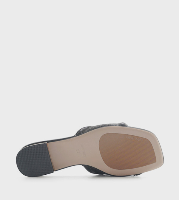 ناين وست  heatwave-ready-w - أسود Flat Sandals