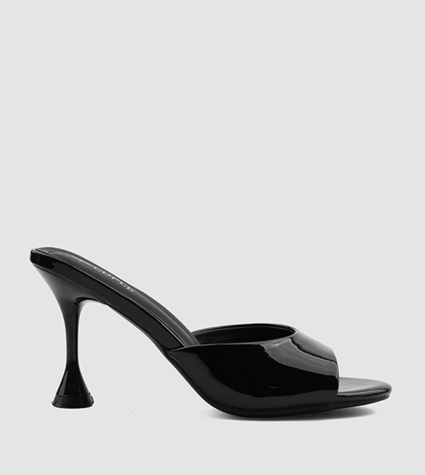 Cuple Cuple - BLACK Heels