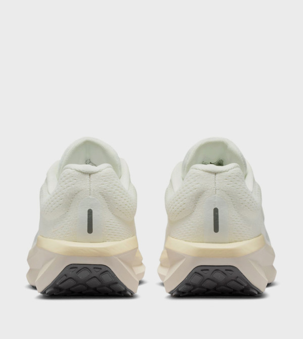 Nike Nike - Beige Running Shoes