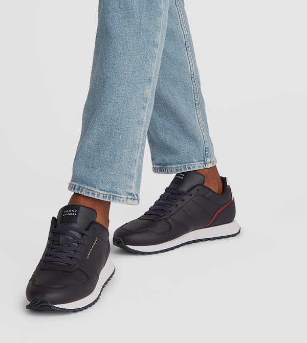Tommy Hilfiger Tommy Hilfiger - Navy Low Top