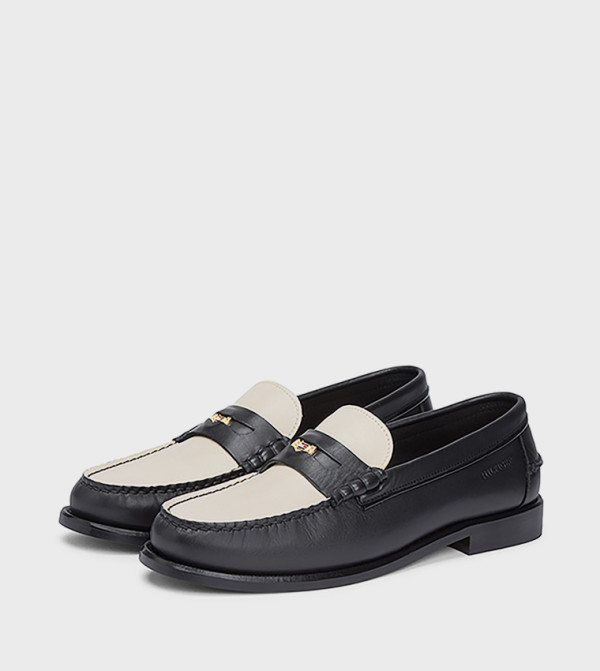 Tommy Hilfiger  Loafers & Moccasins - BLACK undefined
