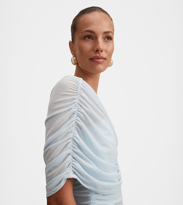 Forever New Clothing - Blue Cropped Tops